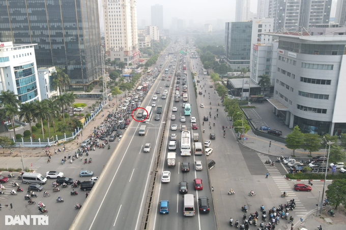 csgt ha noi di mo to dac chung tuan tra tren duong vanh dai 3