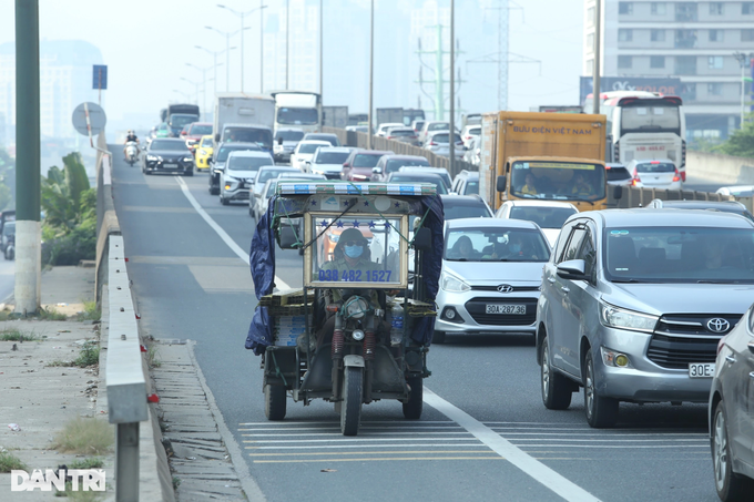 csgt ha noi di mo to dac chung tuan tra tren duong vanh dai 3