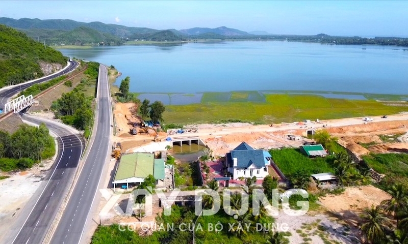 Quảng Ngãi làm đường du lịch vào khu di chỉ văn hóa Sa Huỳnh