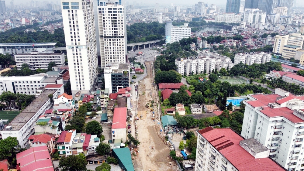 Gần hết thời gian hoàn thành, Dự án đường Huỳnh Thúc Kháng vẫn ngổn ngang