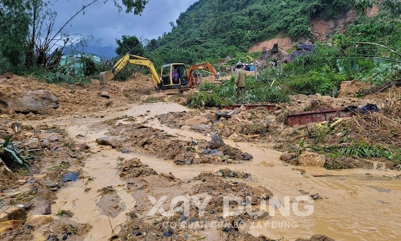 Hiện trường vụ sạt lở đất vùi lấp nhà máy thủy điện ở Quảng Ngãi