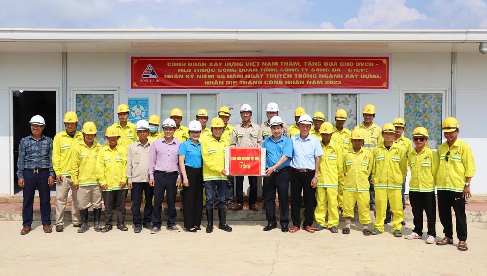 Công đoàn Xây dựng Việt Nam: Thi đua hoàn thành các nhiệm vụ trọng tâm nhiệm kỳ XIII (2018 - 2023)