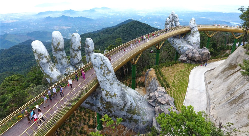 Cầu Vàng - Cây cầu đặc biệt nhất Đà Nẵng