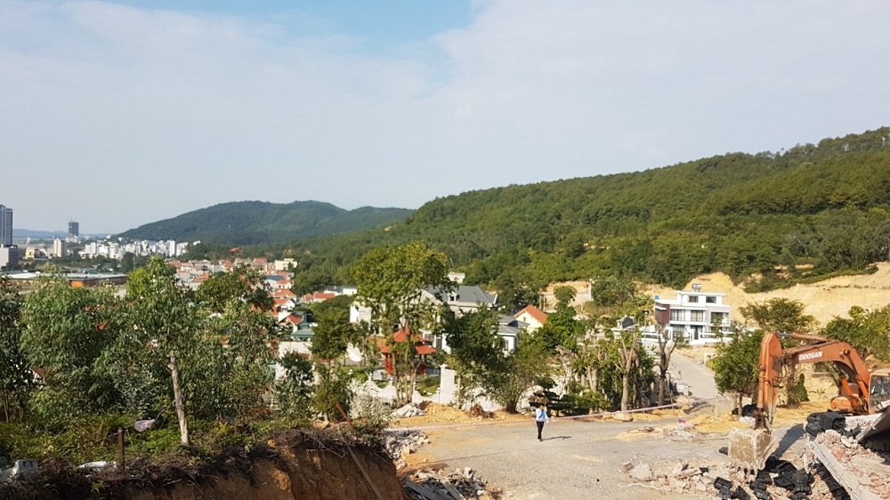 Quảng Ninh: Ai lấn chiếm đất rừng, xây nhà trái phép tại phường Hùng Thắng
