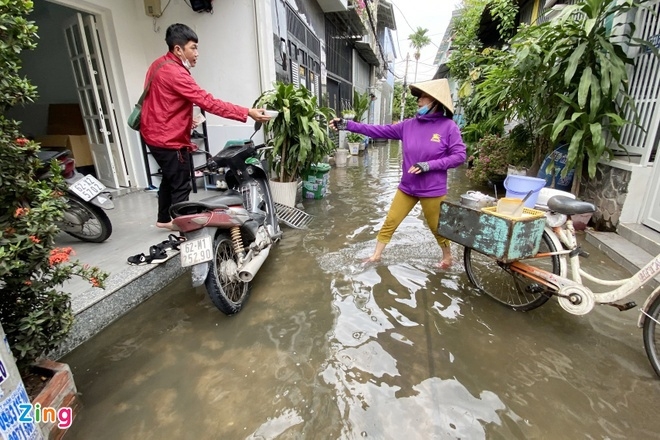 cuoc song dao lon noi bi ngap nuoc ca tuan o tp thu duc