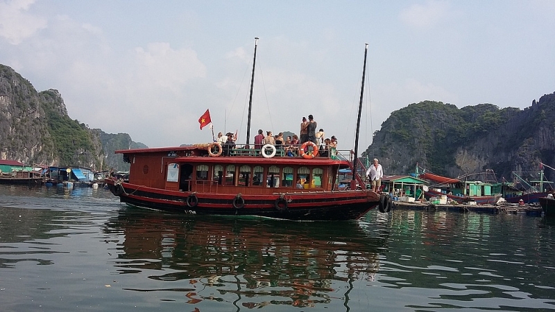 hai phong du lich cat ba dang tro thanh nganh kinh te mui nhon