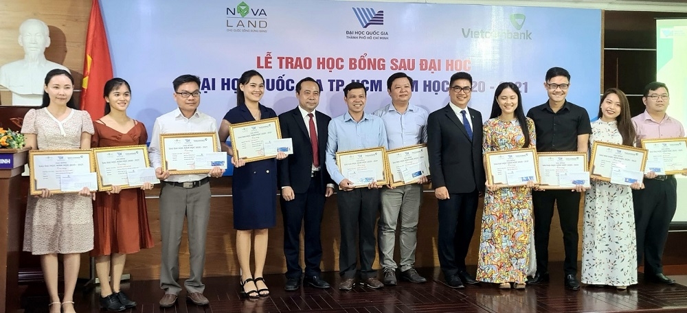 Novaland trao tặng 31 học bổng cho học viên, nghiên cứu sinh Đại học Quốc Gia Thành phố Hồ Chí Minh