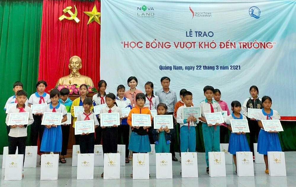 Novaland trao tặng 31 học bổng cho học viên, nghiên cứu sinh Đại học Quốc Gia Thành phố Hồ Chí Minh
