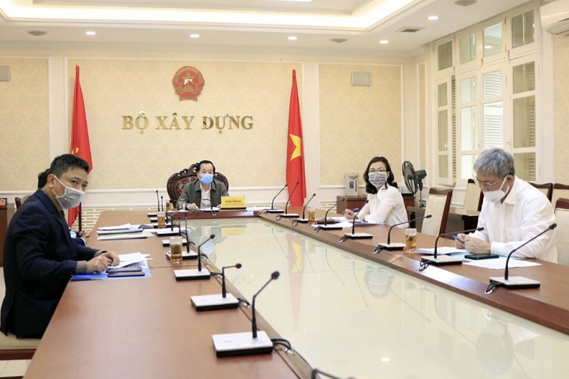 Minister Pham Hong Ha attended Government's regular meeting online