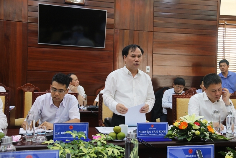 Ministry of Construction works with People's Committee of Quang Ngai province