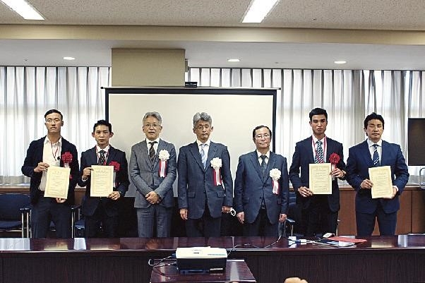 Japanese Infrastructure Ministry honors construction workers from Vietnam and Myanmar