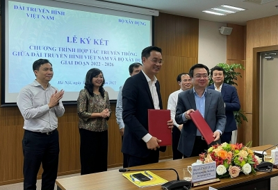 Ministry of Construction and Vietnam Television signed a communication cooperation program for period of 2022 - 2026