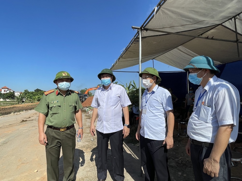 Vĩnh Yên (Vĩnh Phúc): Cưỡng chế 5 hộ dân để giải phóng mặt bằng phục vụ dự án đường song song đường sắt Hà Nội - Lào Cai