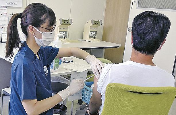 japanese construction firms begin workplace vaccination for employees