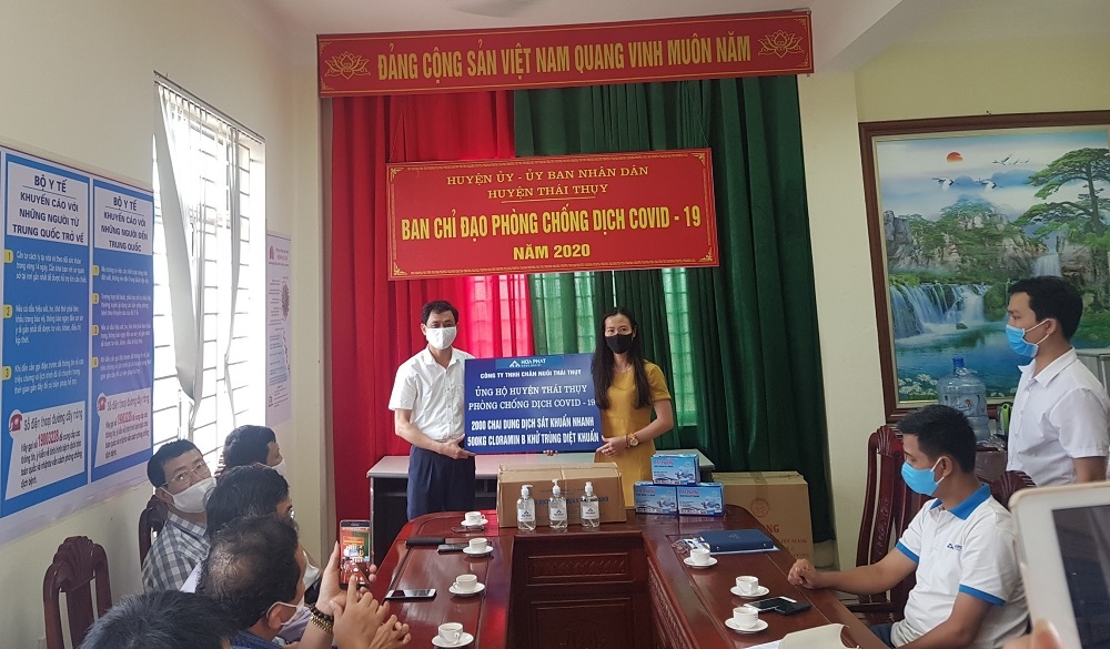 Hòa Phát ủng hộ thành phố Đà Nẵng, tỉnh Quảng Nam và Quảng Ngãi 6 tỷ đồng phòng chống dịch Covid-19