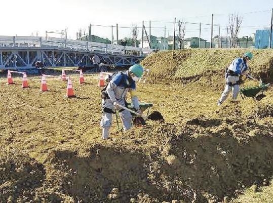 Japanese Infrastructure Ministry to test powered suits at construction sites