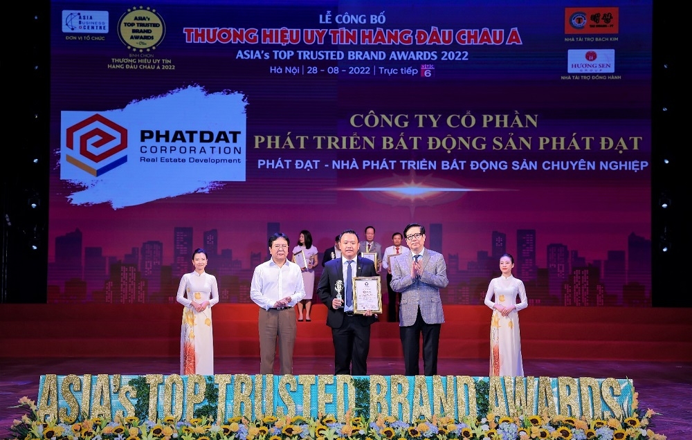 phat dat nhan giai thuong top 10 thuong hieu uy tin hang dau chau a 2022