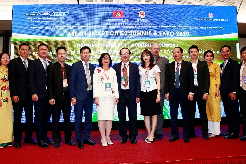 Smart city development requires to start with smart planning