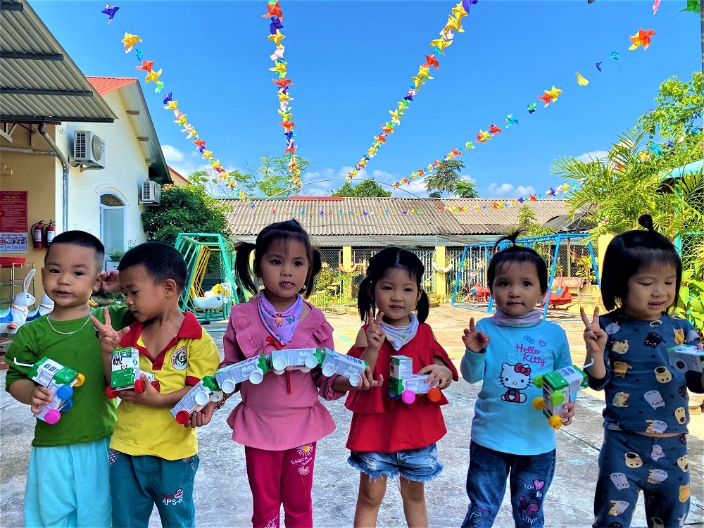 Quỹ Sữa vươn cao Việt Nam và Vinamilk đến với những trẻ em khó khăn vùng cao Yên Bái