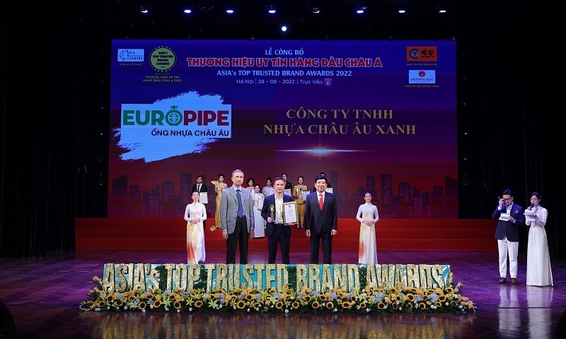EUROPIPE nhận giải thưởng “Top 10 thương hiệu uy tín hàng đầu châu Á”