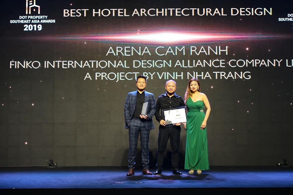 the arena cam ranh duoc vinh danh tai dot property southeast awards 2019