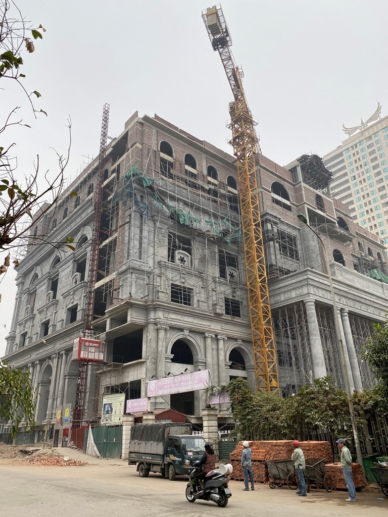 Phú Thọ: Bất ngờ sập giàn giáo công trình xây dựng khiến nhiều người bị thương