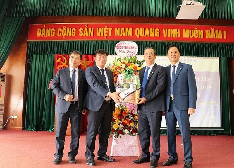 cong ty dien luc vinh phuc tang cuong cong tac phuc vu khach hang