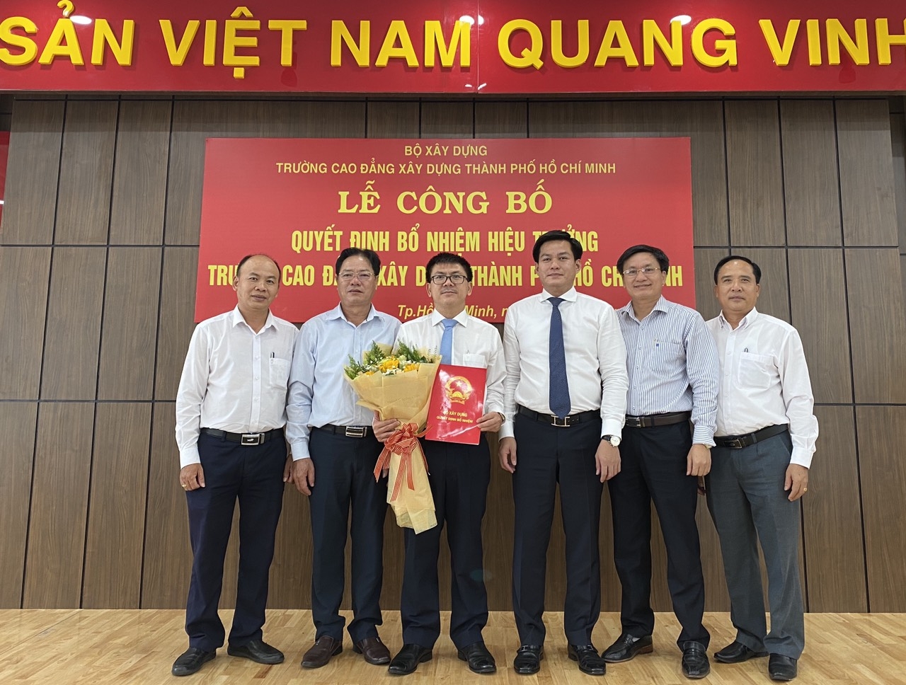 Công bố Quyết định bổ nhiệm Hiệu trưởng Trường Cao đẳng Xây dựng Thành phố Hồ Chí Minh