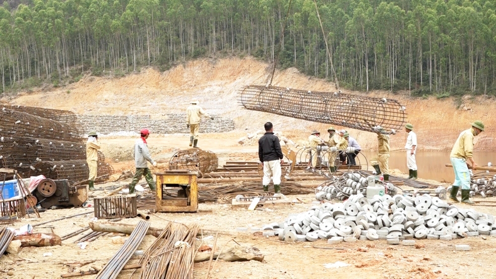Quảng Bình: Tăng cường quản lý an toàn lao động trong thi công xây dựng