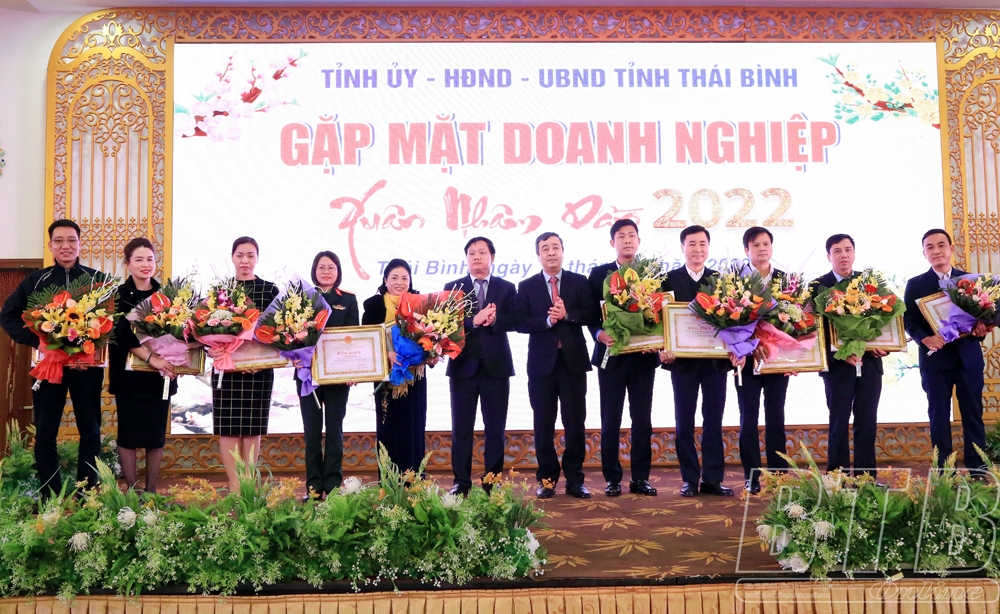 Cộng đồng doanh nghiệp tỉnh Thái Bình: Nỗ lực thực hiện nhiệm vụ kép và chung tay giúp đỡ người nghèo