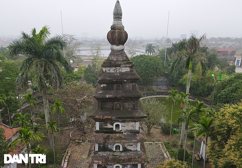 chiem nguong ngoi chua co co bao thap khong lo ton tai hon 7 the ky