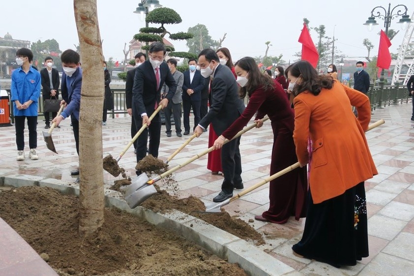 Hải Phòng: Lãnh đạo thành phố tham gia Lễ phát động Tết trồng cây