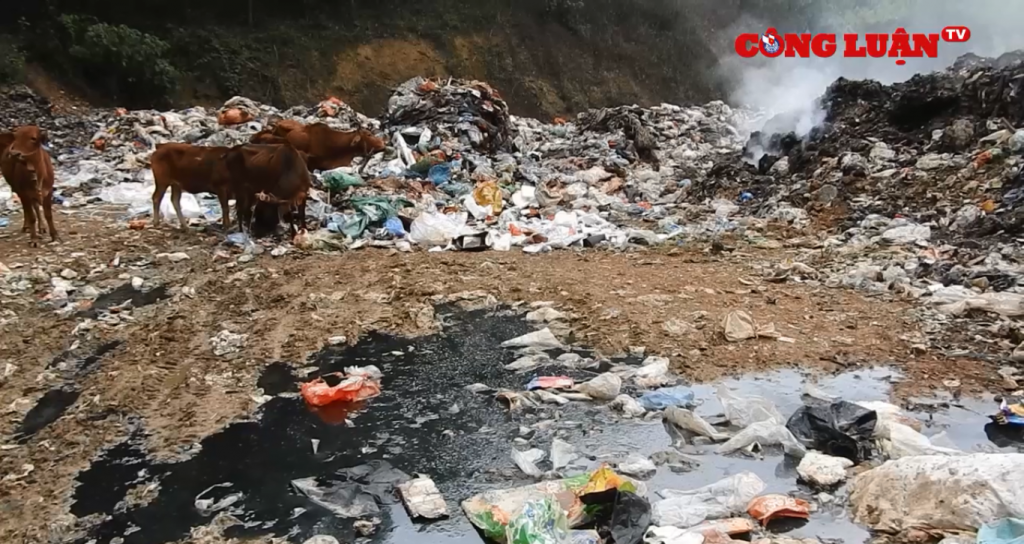 Kim Bôi (Hòa Bình): Người dân “kêu cứu” do ô nhiễm từ khu xử lý rác thải xã Đông Bắc