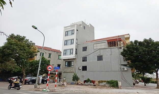 Long Biên (Hà Nội): Chính quyền phường Gia Thụy tạo “điều kiện” cho xây dựng sai giấy phép do “nhà họ có… người già”?
