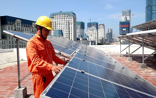 Hà Nội: Đặt mục tiêu phát triển điện mặt trời tăng thêm 15MWp