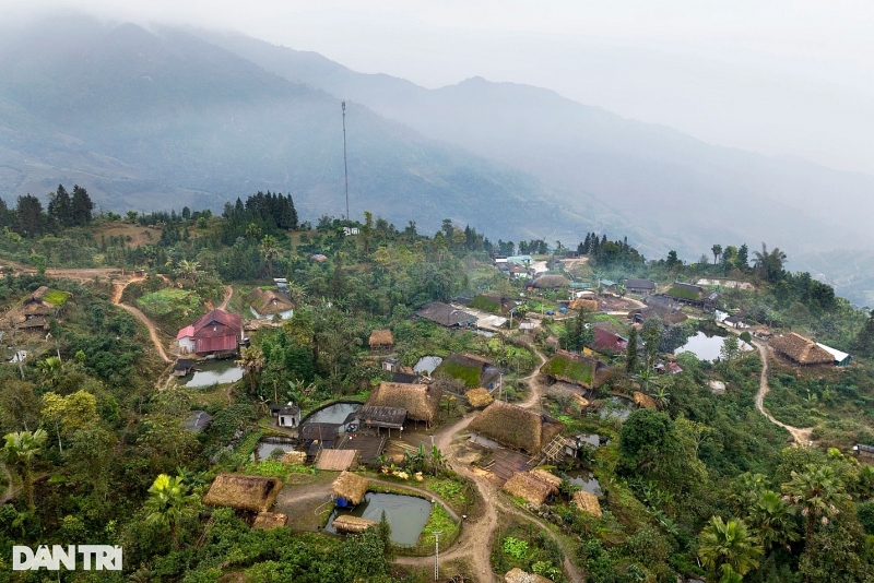 dep la ban lang voi hang chuc ngoi nha san phu kin reu xanh o ha giang