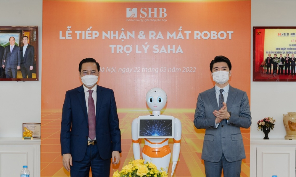 Nâng cao trải nghiệm khách hàng, SHB đưa Robot thông minh vào phục vụ giao dịch