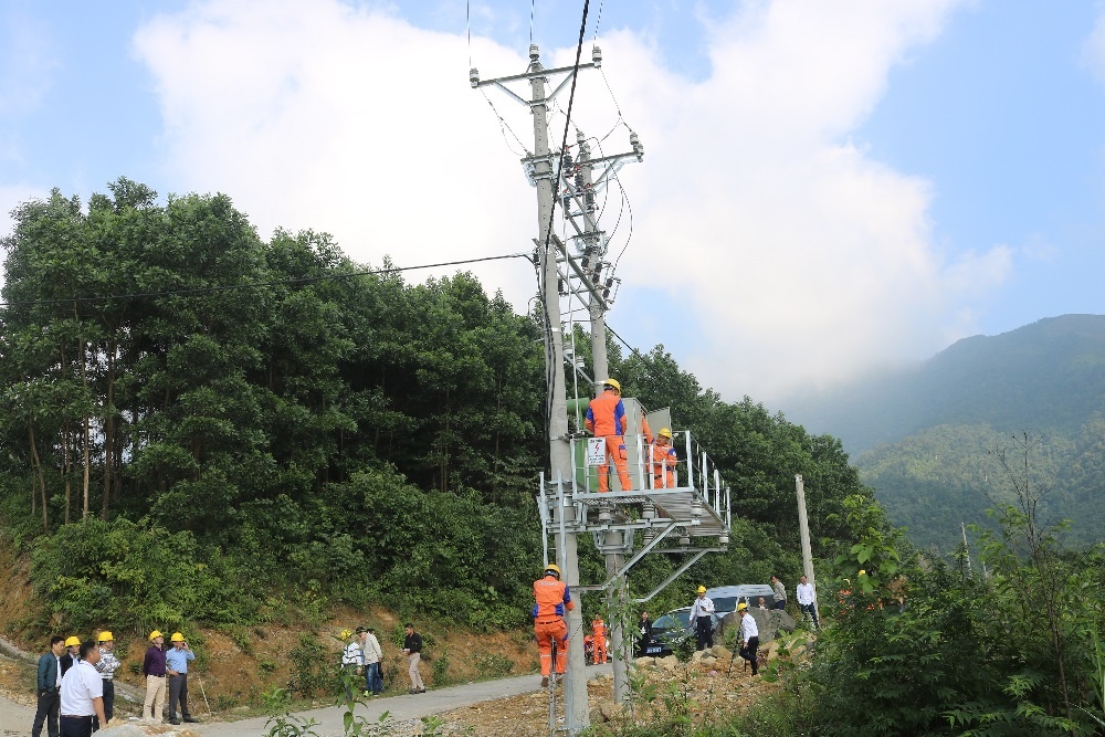 Quảng Ninh: Xây dựng 83 trạm biến áp điện chống quá tải