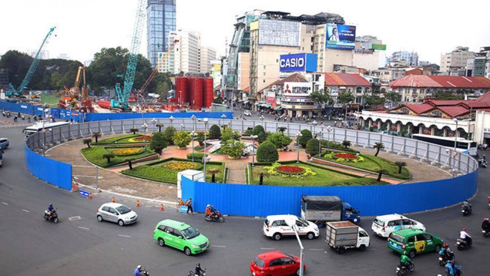 Hà Nội chi gần 10 tỷ đồng mở rộng đường quanh đảo giao thông Lê Trọng Tấn