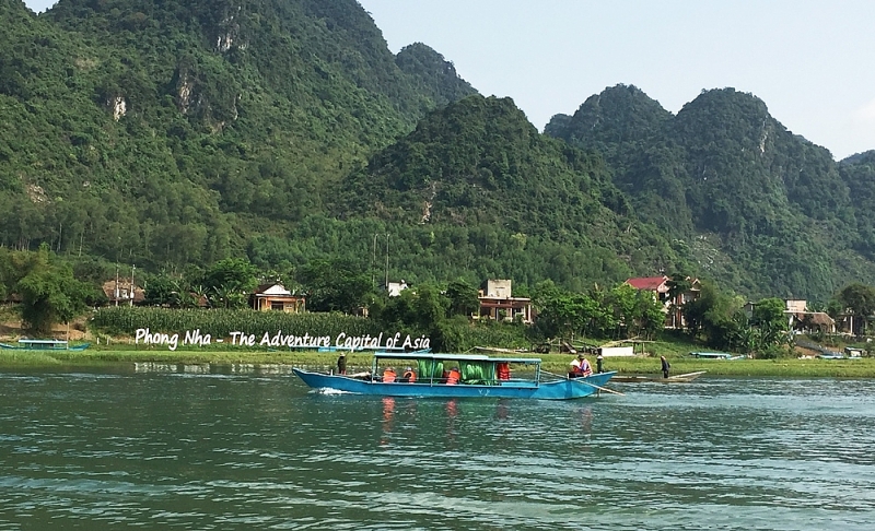 quang binh huong thi truong bat dong san den su an toan ben vung