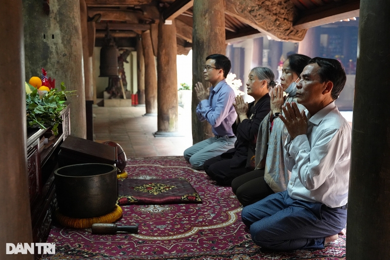 kham pha ngoi chua co gan 400 nam tuoi o xu doai