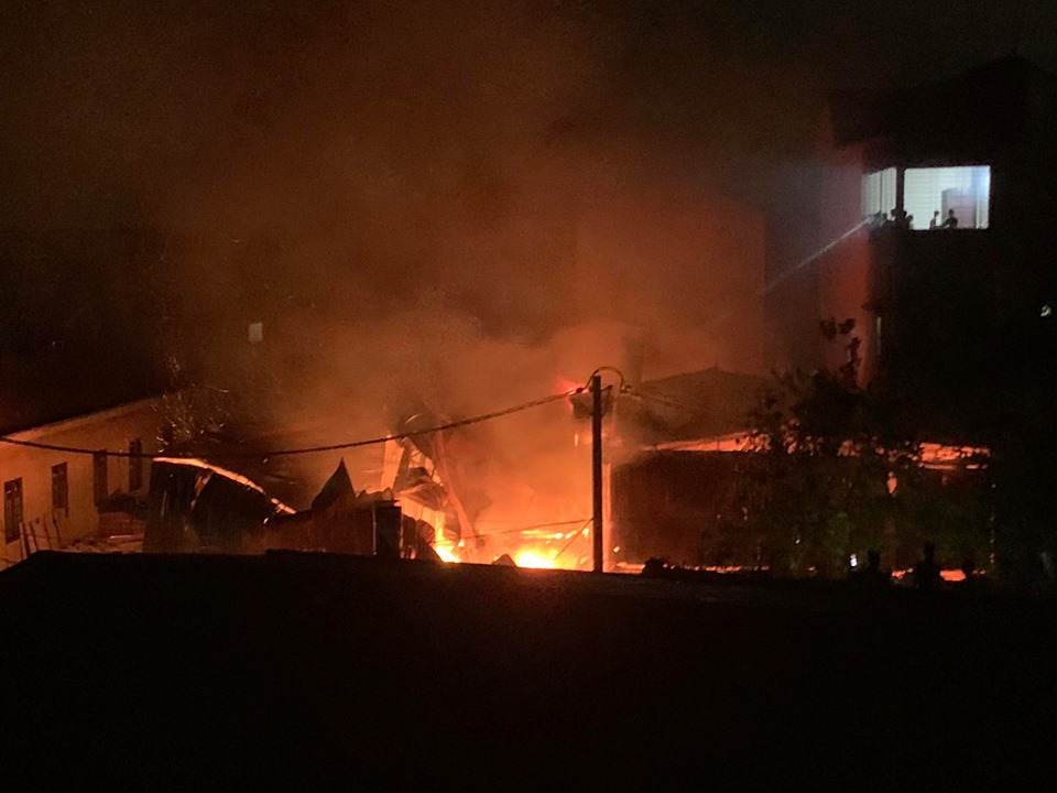 Vĩnh Phúc: Cháy lớn tại thị trấn làng nghề Yên Lạc