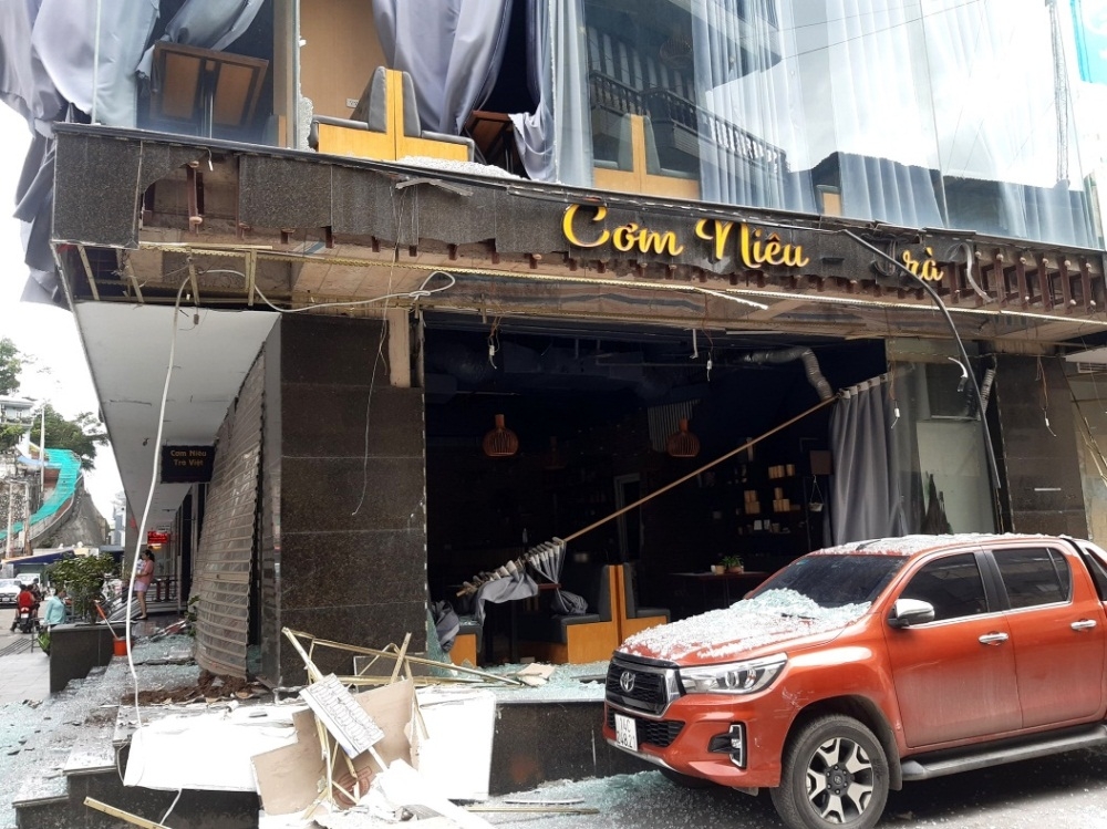 Hạ Long (Quảng Ninh): Nhà hàng phát nổ, nghi nổ từ bình gas