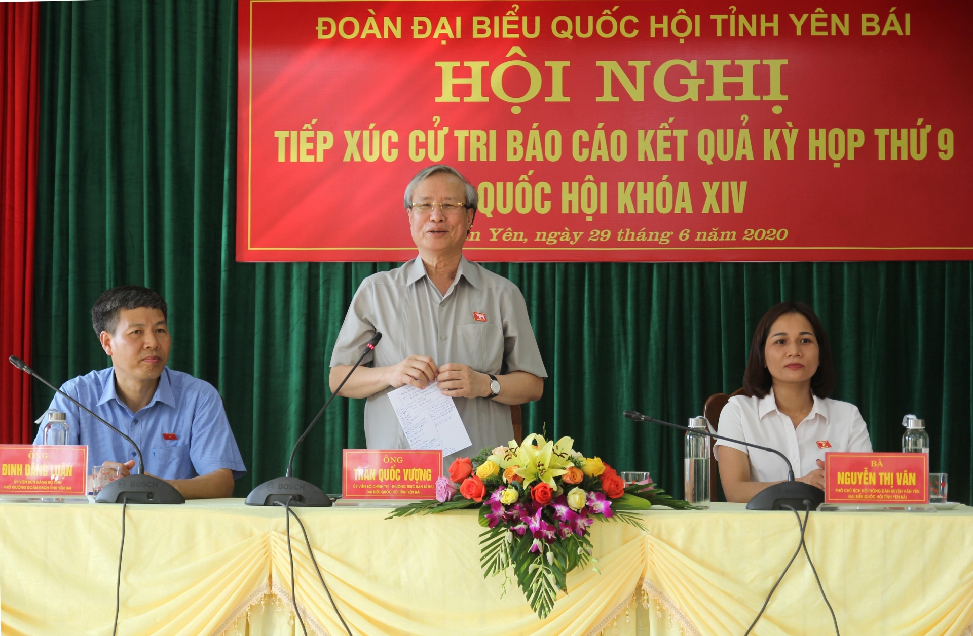 Yên Bái: Thường trực Ban Bí thư Trần Quốc Vượng tiếp xúc cử tri huyện Trấn Yên