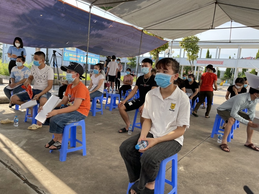 Bắc Giang: Vượt ngoài dự kiến, 39 bệnh nhân Covid-19 đầu tiên xuất viện