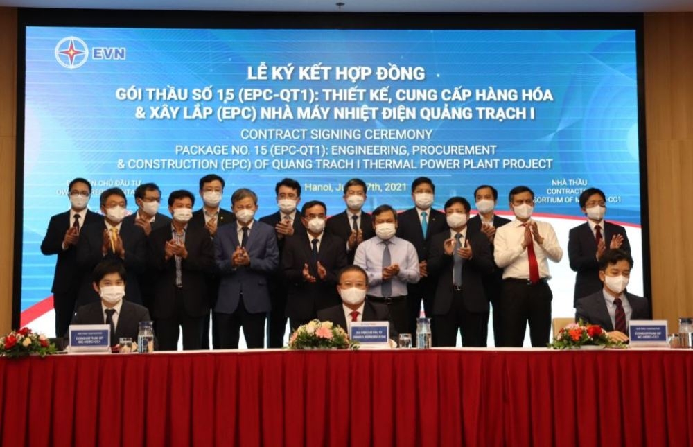 Ký kết hợp đồng gói thầu trị giá hơn 30.000 tỷ đồng dự án nhà máy nhiệt điện Quảng Trạch I
