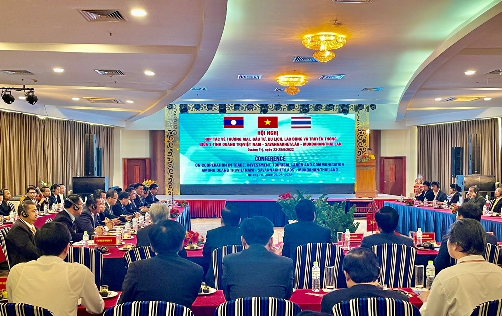Hội nghị hợp tác đa lĩnh vực giữa Quảng Trị - Savanakhet - Mukdahan