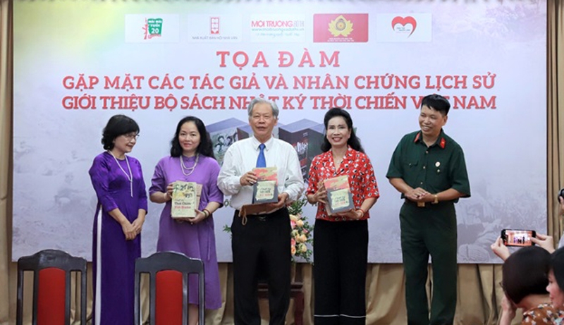 Tọa đàm giới thiệu bộ sách giá trị “Nhật ký thời chiến Việt Nam”