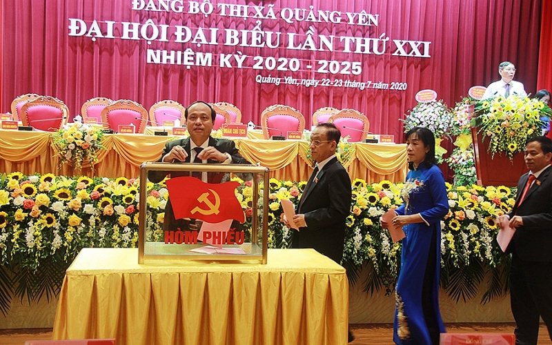 quang yen quang ninh hanh tien dat do thi loai ii tro thanh thanh pho vao nam 2025