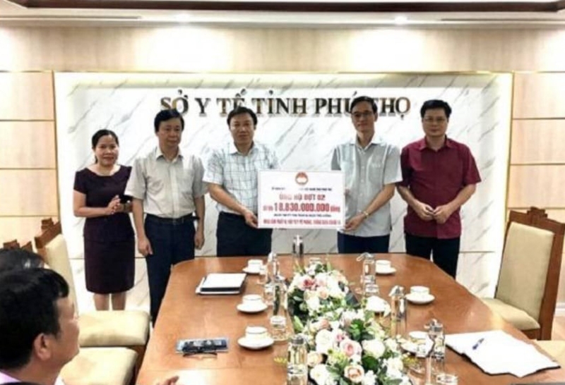 Phú Thọ: Trao gần 19 tỷ đồng cho Sở Y tế tỉnh để phòng, chống dịch Covid-19